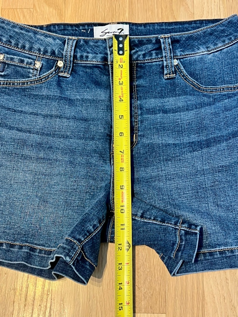 Seven7 High Rise Weekend Shorts Size 6 Dark Wash 4” Inseam Stretch Denim - Picture 12 of 15